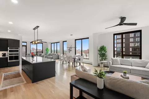 1240 2nd St S #1419, Minneapolis, MN 55415