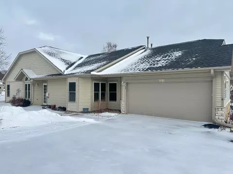 700 Leroy Ln #47, River Falls, WI 54022