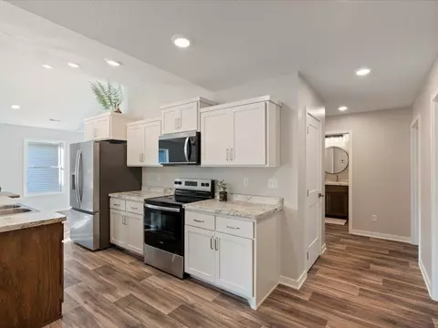 Entry Way - 5446 Jericho Rd, Baxter, MN 56425 photo 1 of 1