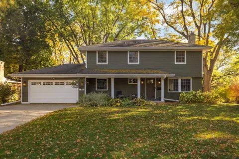 6809 Hillside Ln, Edina, MN 55439