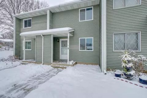405 Robert St S, Saint Paul, MN 55107