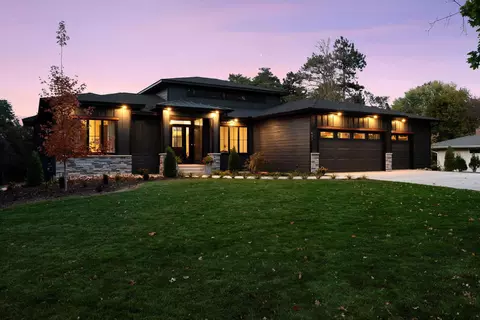 631 Callahan Pl, Mendota Heights, MN 55118