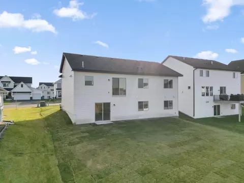 Exterior - 1421 142nd Ct E, Rosemount, MN 55068 photo 3 of 5