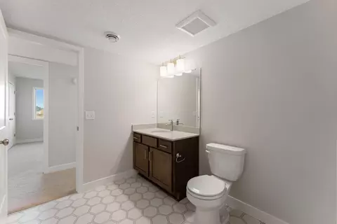 Bath - 1421 142nd Ct E, Rosemount, MN 55068 photo 5 of 5