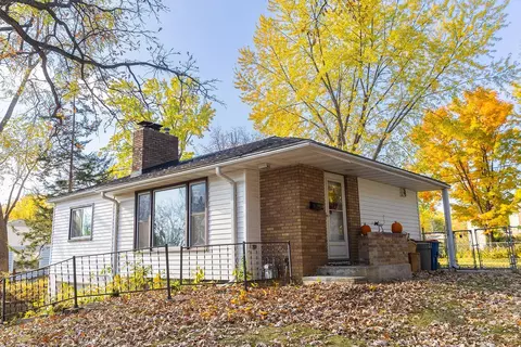 3037 Kyle Ave N, Golden Valley, MN 55422