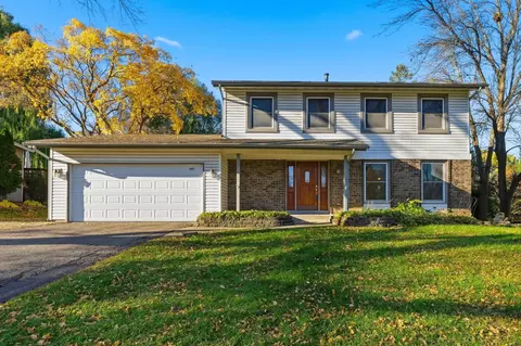 12540 Fescue Ct, Eden Prairie, MN 55347