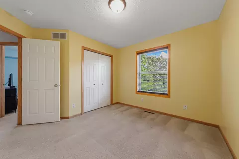 Bedroom - 563 Summit Ave, Dundas, MN 55019 photo 8 of 10