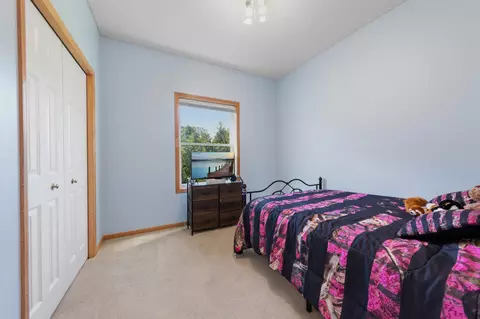 Bedroom - 563 Summit Ave, Dundas, MN 55019 photo 2 of 10