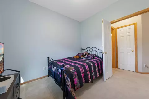 Bedroom - 563 Summit Ave, Dundas, MN 55019 photo 1 of 10