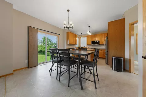 Dining - 563 Summit Ave, Dundas, MN 55019 photo 4 of 4
