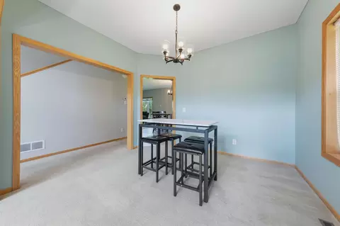 Dining - 563 Summit Ave, Dundas, MN 55019 photo 2 of 4