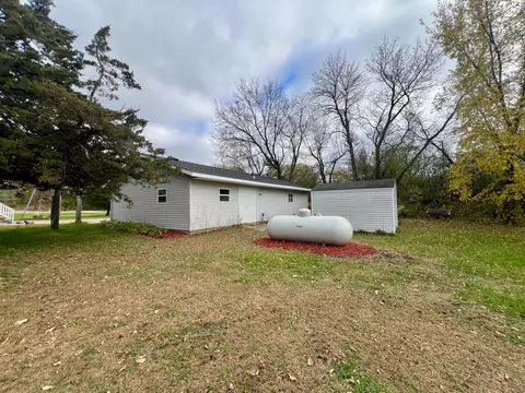 5020 State Rd, Montevideo, MN 56265 photo 9