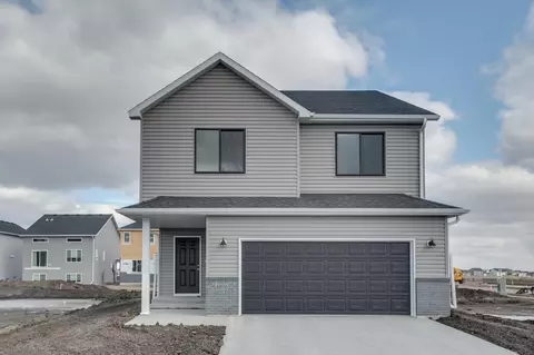 6876 Belding Dr S, Fargo, ND 58104