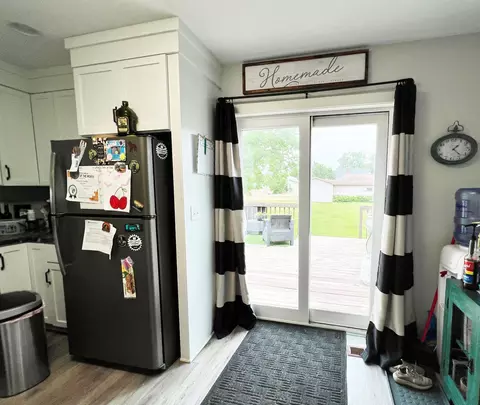 534 E Main St, Perham, MN 56573 photo 8