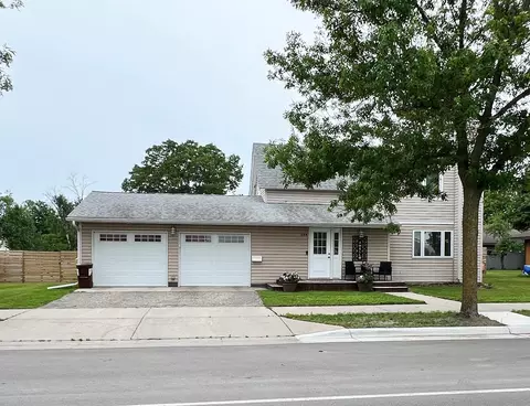 534 E Main St, Perham, MN 56573 photo 2