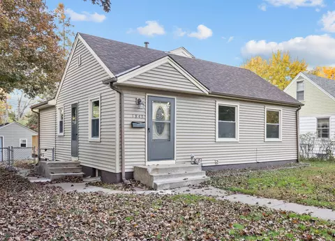1843 Taylor Ave, Saint Paul, MN 55104