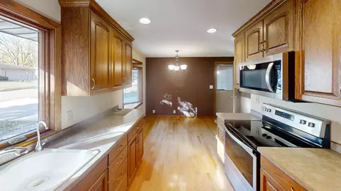 1704 Plainview Ln, Albert Lea, MN 56007 photo 12