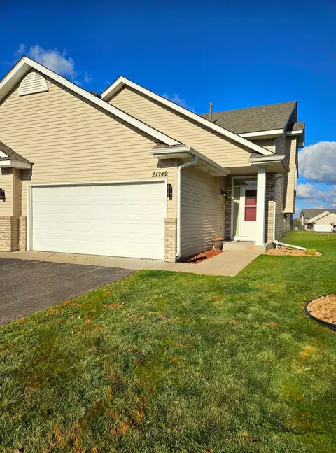 21742 Linden Way, Rogers, MN 55374