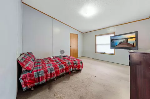 831 30th St NW, Faribault, MN 55021 photo 6
