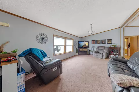 831 30th St NW, Faribault, MN 55021 photo 4