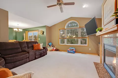 人生**** 31345 Genesis Ave, Stacy, MN 55079 | 50 Photos - Movoto