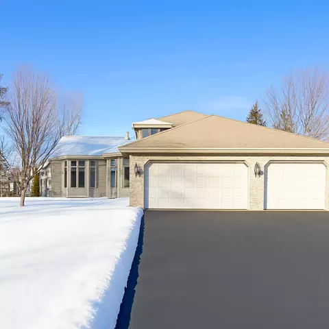 2600 91st Cres N, Brooklyn Park, MN 55443