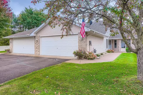 11847 Aberdeen St NE, Blaine, MN 55449
