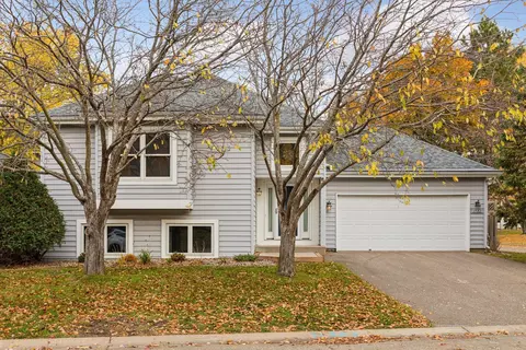 15700 15th Pl N, Plymouth, MN 55447