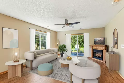 9061 Underwood Ln N, Maple Grove, MN 55369