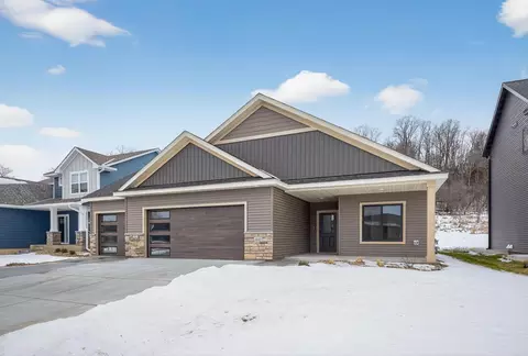 1845 Hadley Hills Dr NE, Rochester, MN 55906