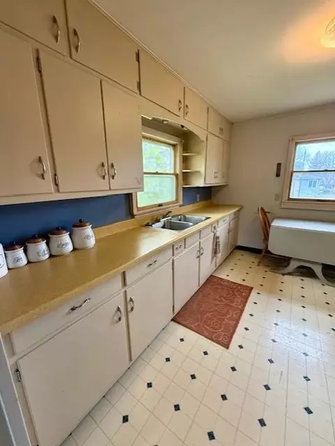 700 Drake Ave, Windom, MN 56101 photo 6