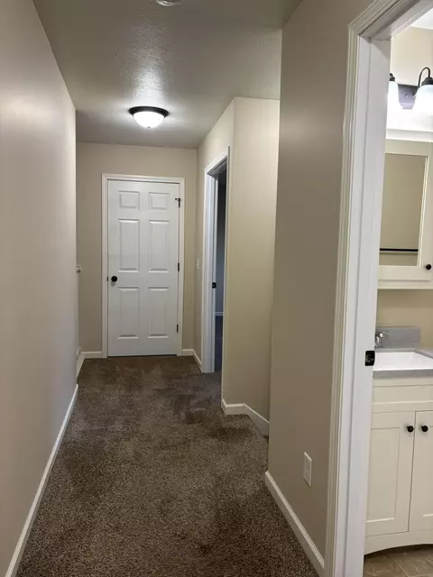421 E Cheyenne St, Roberts, WI 54023 photo 16