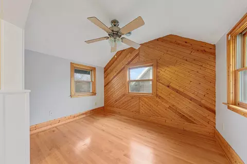Bedroom - 511 4th Ave SW, Faribault, MN 55021 photo 1 of 9
