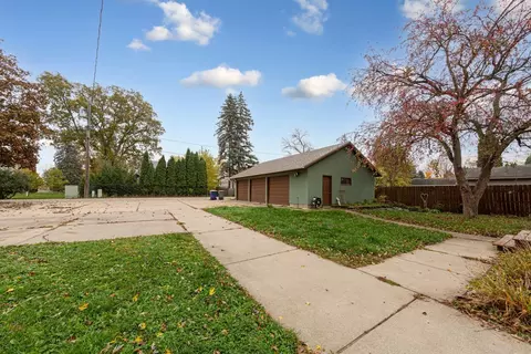 Exterior - 511 4th Ave SW, Faribault, MN 55021 photo 4 of 11