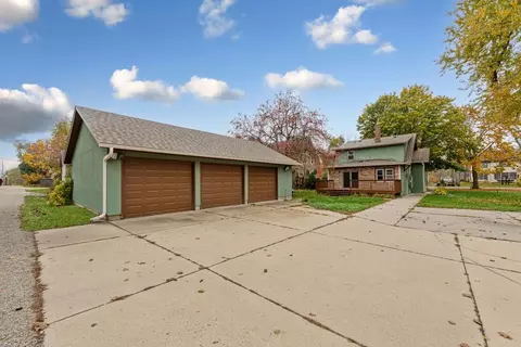 Exterior - 511 4th Ave SW, Faribault, MN 55021 photo 1 of 11