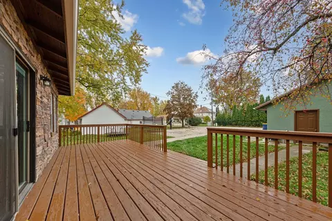 Exterior - 511 4th Ave SW, Faribault, MN 55021 photo 7 of 11