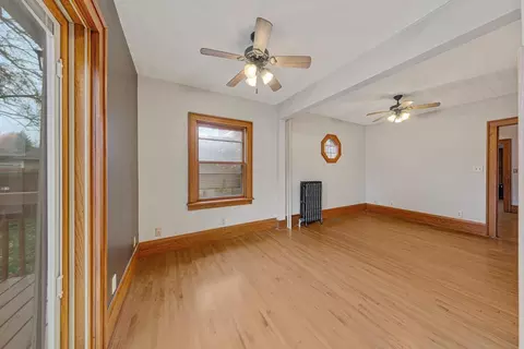 Living - 511 4th Ave SW, Faribault, MN 55021 photo 5 of 7