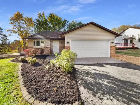 5312 Ojibway Ave N, Stillwater, MN 55082