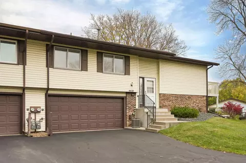 4491 Churchill St, Shoreview, MN 55126
