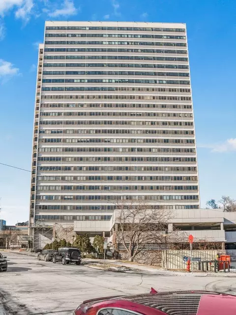 1920 S 1st St #1106, Minneapolis, MN 55454