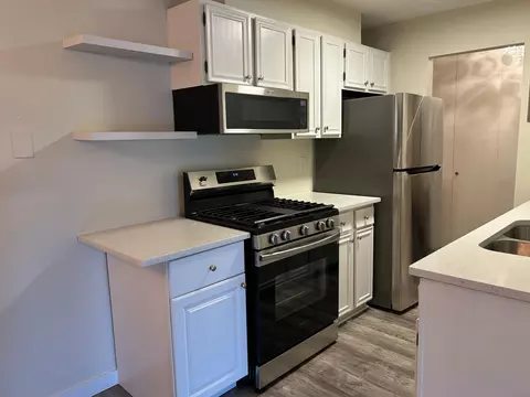4820 Park Commons Dr #234, Saint Louis Park, MN 55416