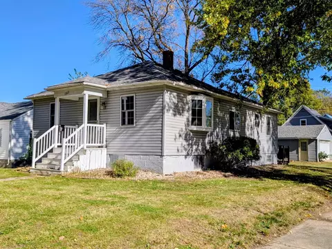 1002 N 6th St, Montevideo, MN 56265