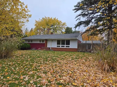 2357 Mayfair Ave, White Bear Lake, MN 55110