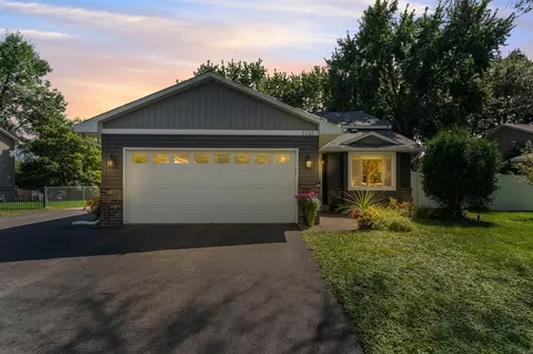 1132 Buchanan Cir NE, Blaine, MN 55434