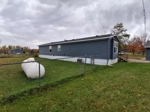 Exterior - 18564 65th Ave, Milaca, MN 56353 photo 4 of 4