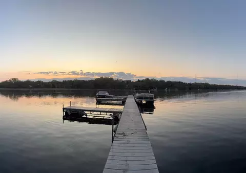 613 S Owasso Blvd W, Roseville, MN 55113