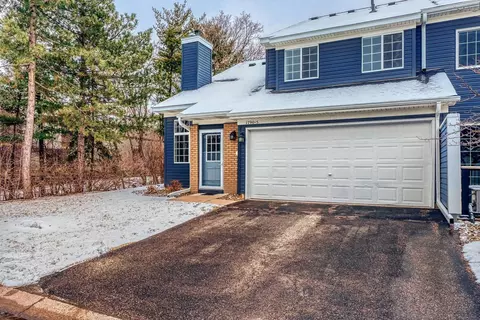 1790 Donegal Dr #5, Woodbury, MN 55125