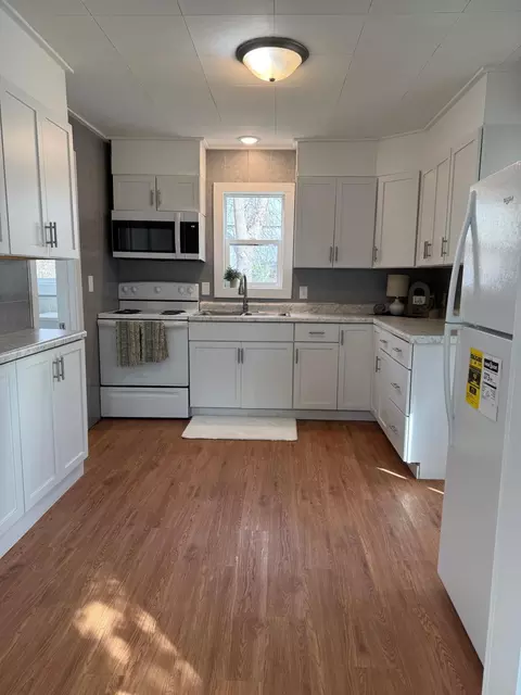 Kitchen - 203 2nd Ave N, Dent, MN 56528 photo 2 of 5