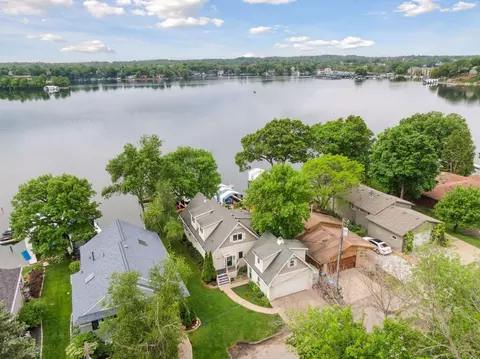 5125 Greenwood Cir, Greenwood, MN 55331