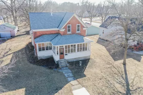 705 E Depue Ave, Olivia, MN 56277